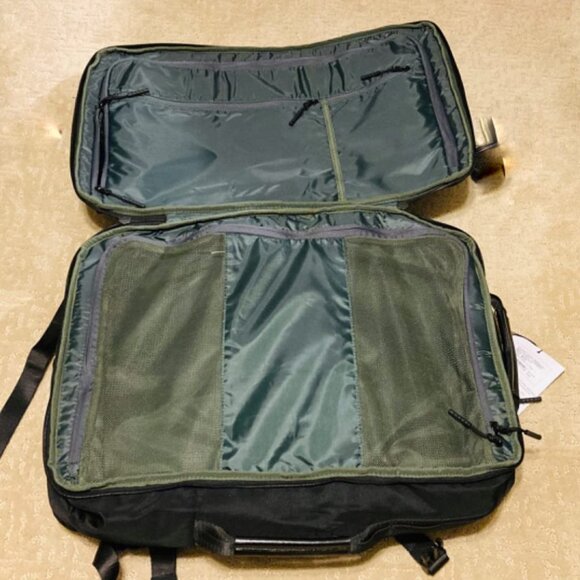 VGOAL Carry on Backpack Flight Approved - 40L Travel Backpack - Picture 2 of 3